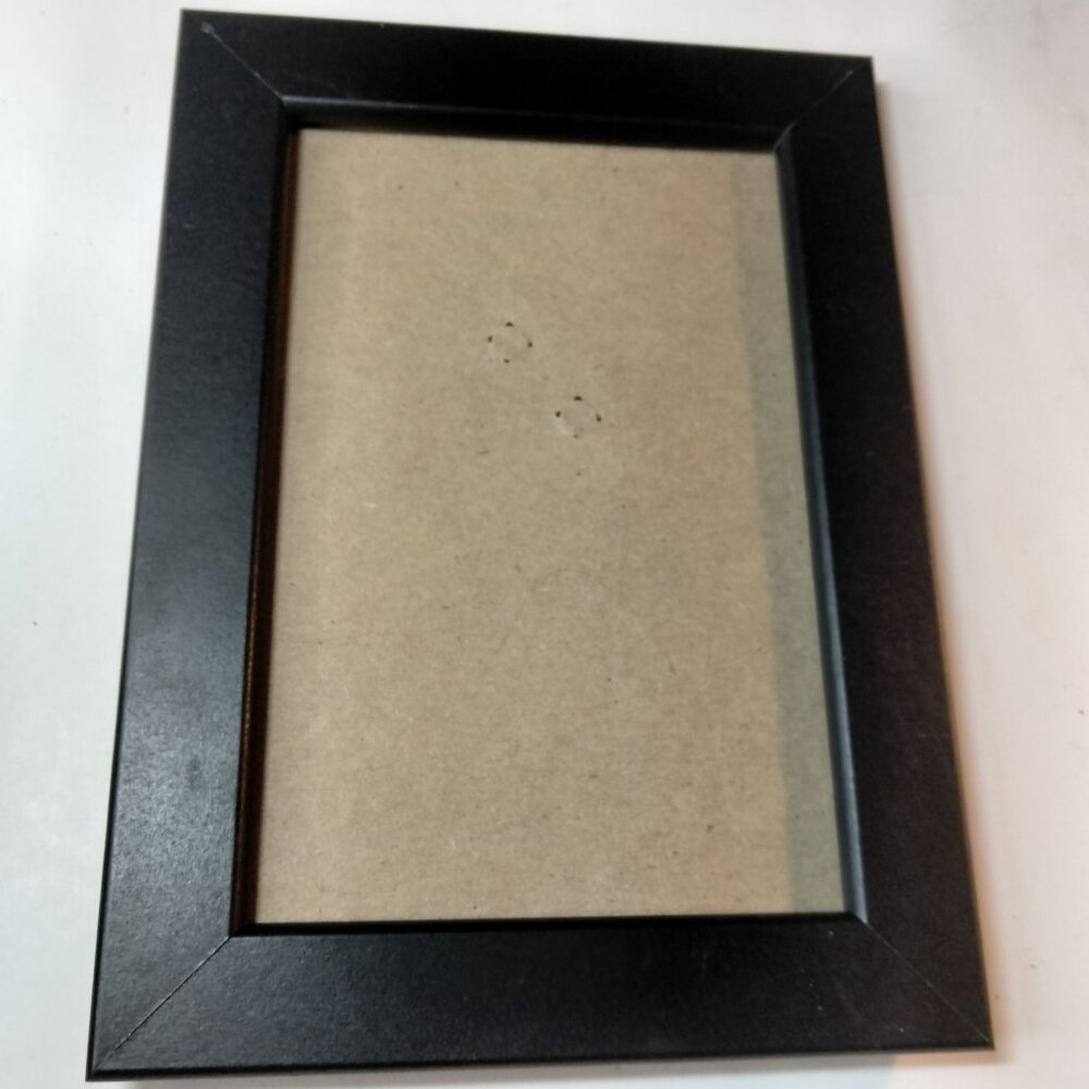 Black Rectangular Picture Frame 4 x 6 inch Easel Desk Tabletop